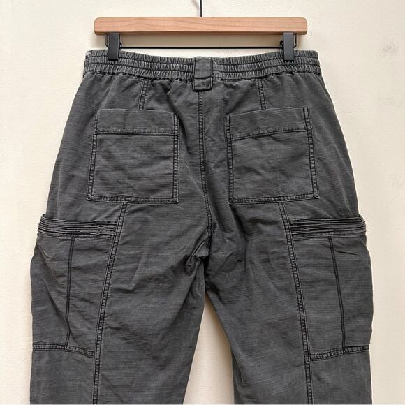 Anthropologie Angela Cropped Cargo Pants in Carbon Grey size 28 - Picture 8 of 13
